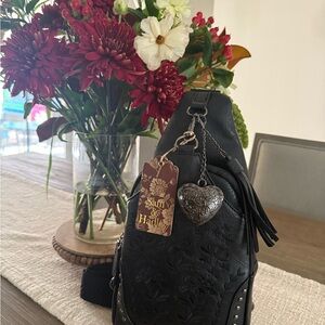 Black Embroidered Women's Bag